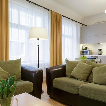 Saaresalu City Center Apartment Pärnu Buitenkant foto