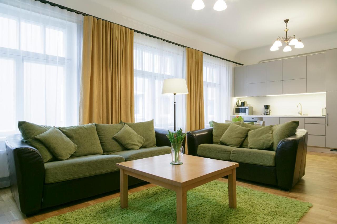 Saaresalu City Center Apartment Pärnu Buitenkant foto